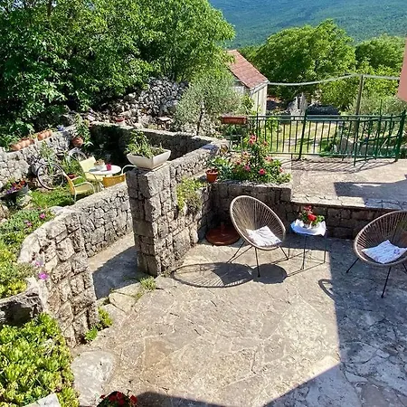Hébergement de vacances Flower House In Kozica Vrgorac