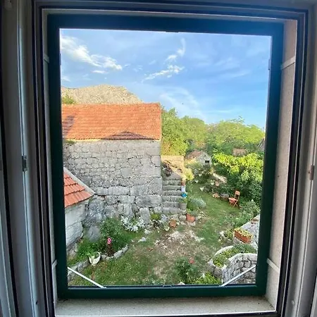Flower House In Kozica * Vrgorac