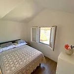 Flower House In Kozica Vakantiehuis *
