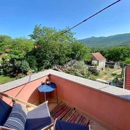 Flower House In Kozica Vakantiehuis *
